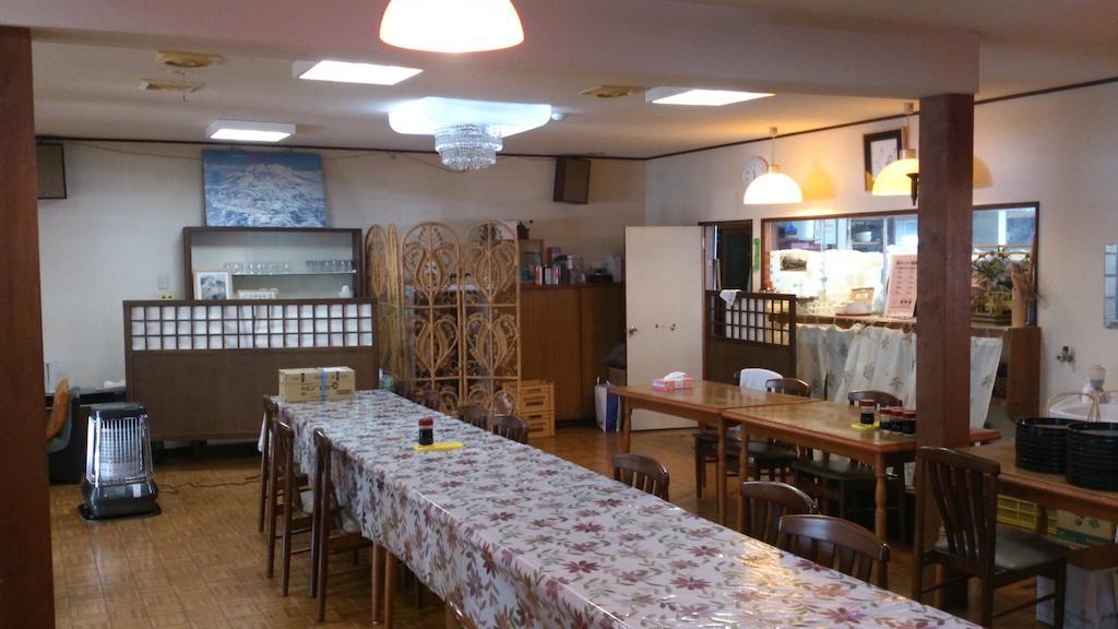 Akakura Sun Hotel Миоко Екстериор снимка